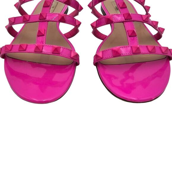 Valentino Garavani Rockstud PVC Caged Flat Slide Sandals  Valentino Garavani Rockstud Pink Patent Leather Flat Slide Sandal Size 37 US 7